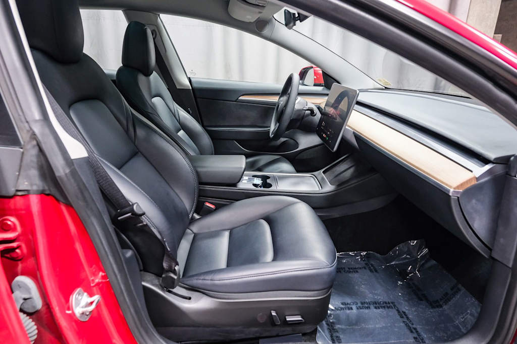 Thumbnail: 2023 Tesla Model 3 - 8