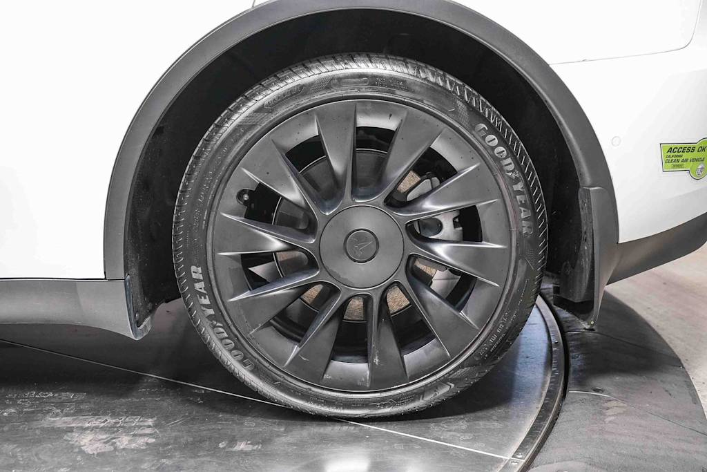 Thumbnail: 2021 Tesla Model Y - 7