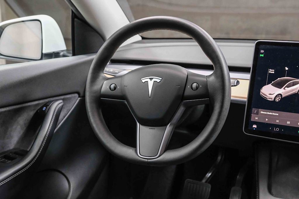 Thumbnail: 2021 Tesla Model Y - 8