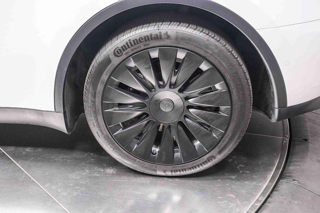 Thumbnail: 2021 Tesla Model Y - 7