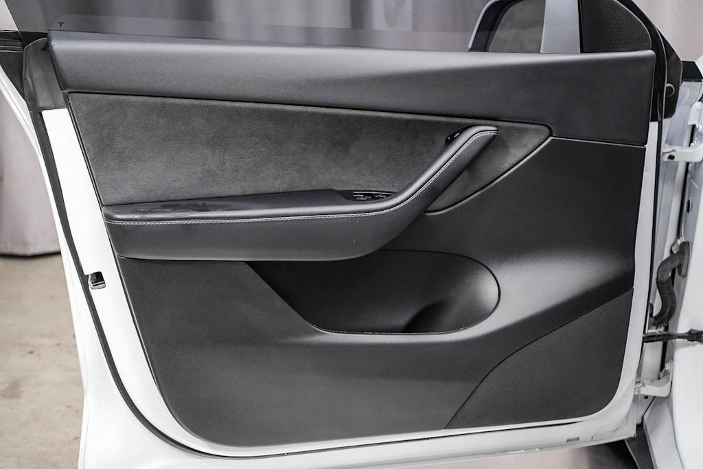 Thumbnail: 2020 Tesla Model Y - 22