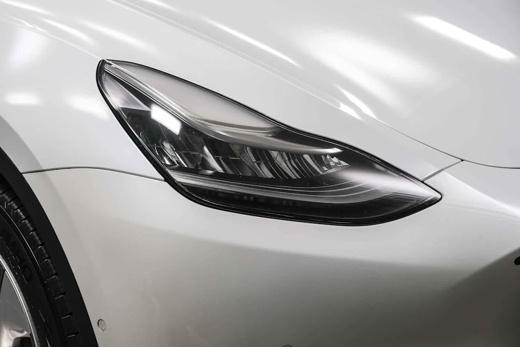 Thumbnail: 2022 Tesla Model Y - 22