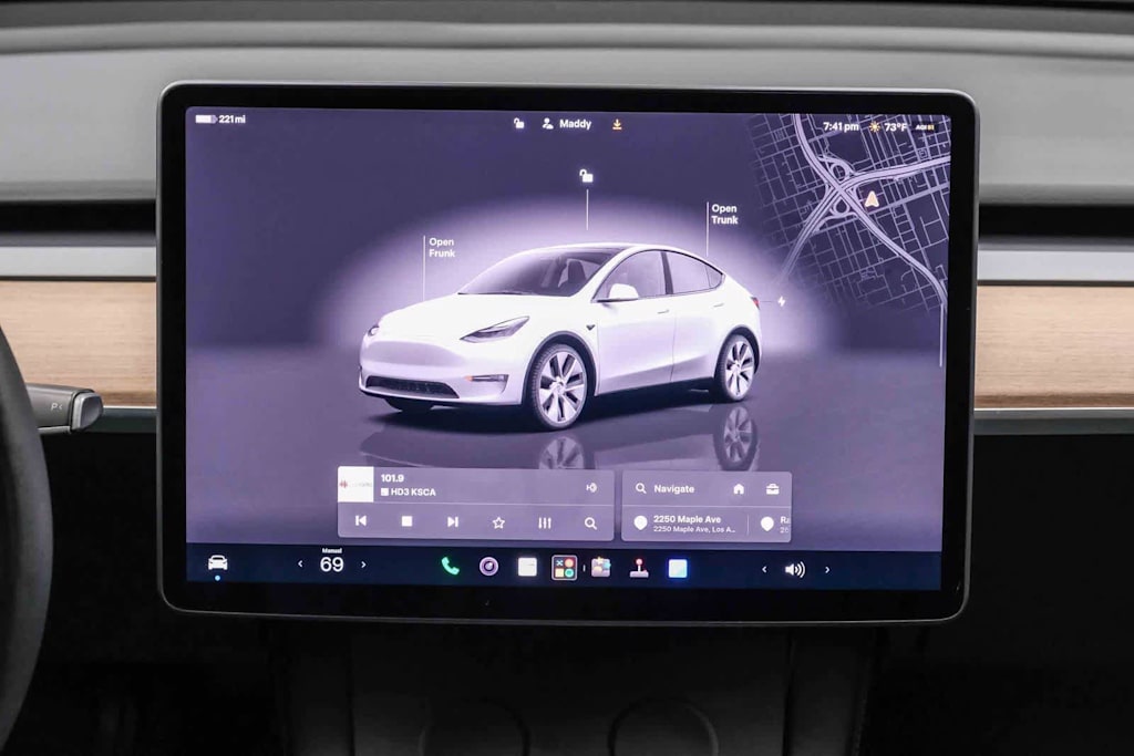 Thumbnail: 2022 Tesla Model Y - 12
