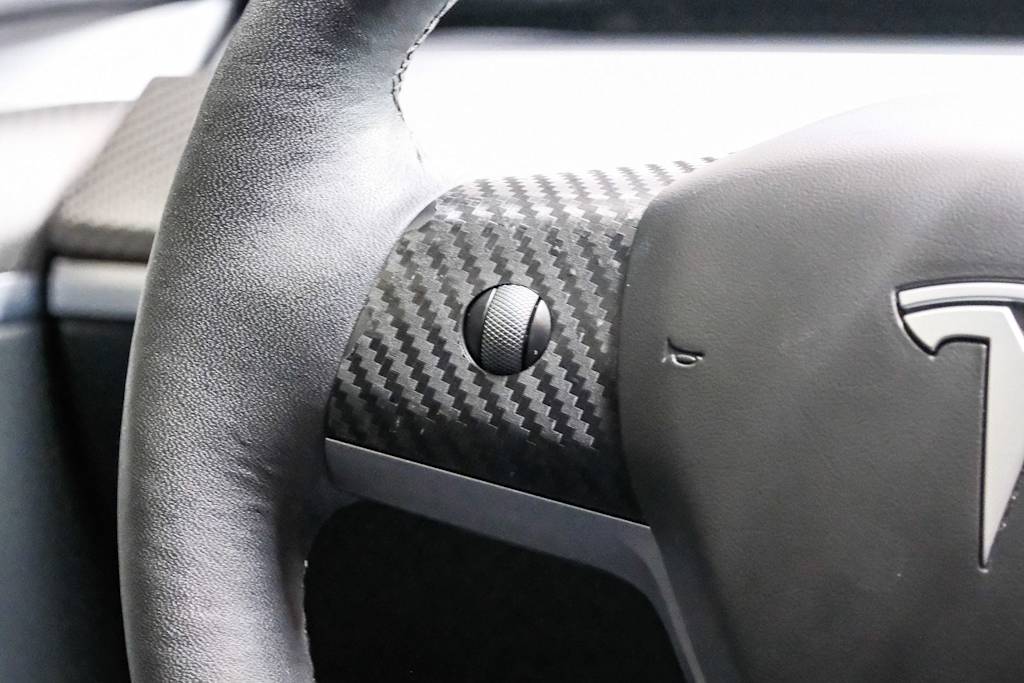 Thumbnail: 2023 Tesla Model Y - 23