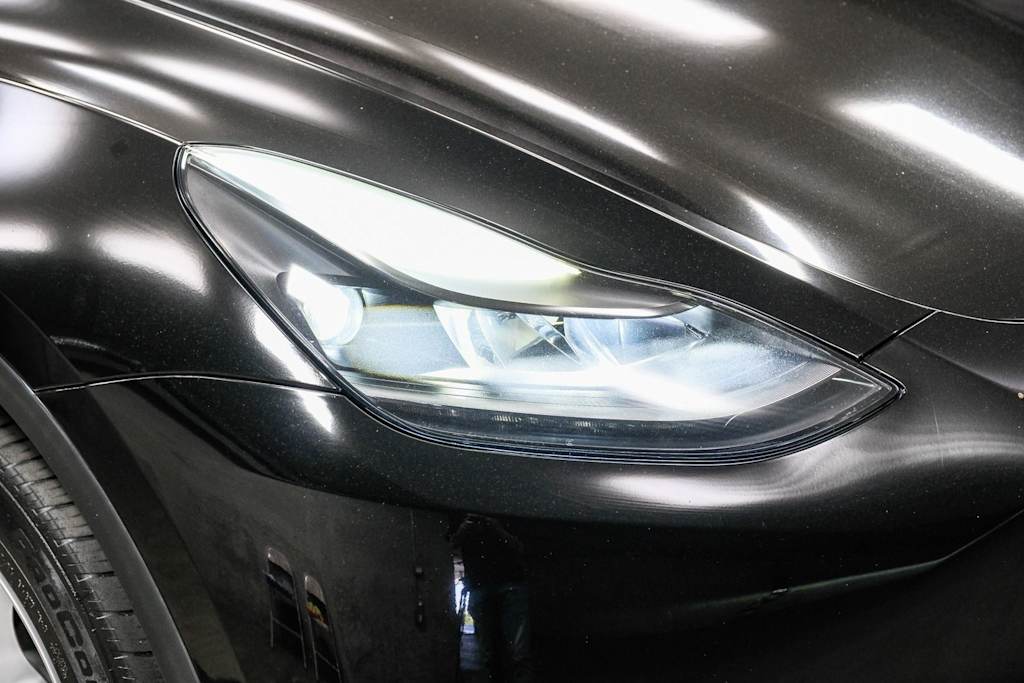 Thumbnail: 2023 Tesla Model Y - 21