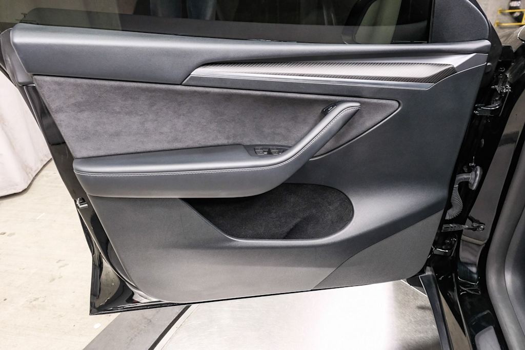 Thumbnail: 2023 Tesla Model Y - 26
