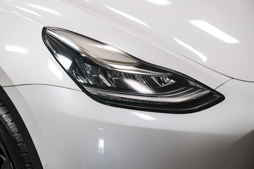Thumbnail: 2022 Tesla Model Y - 22