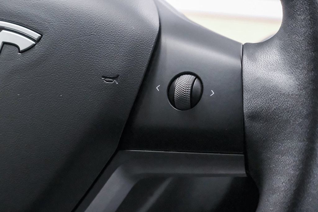 Thumbnail: 2022 Tesla Model Y - 19