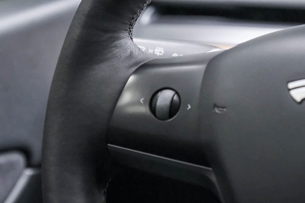 Thumbnail: 2022 Tesla Model Y - 20