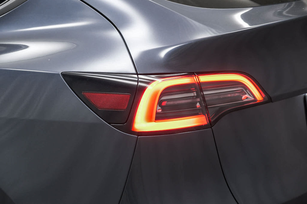 Thumbnail: 2022 Tesla Model Y - 6