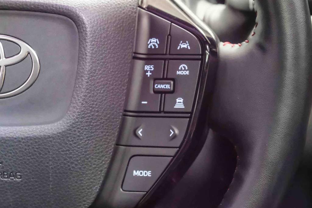 Thumbnail: 2024 Toyota Prius Prime - 26