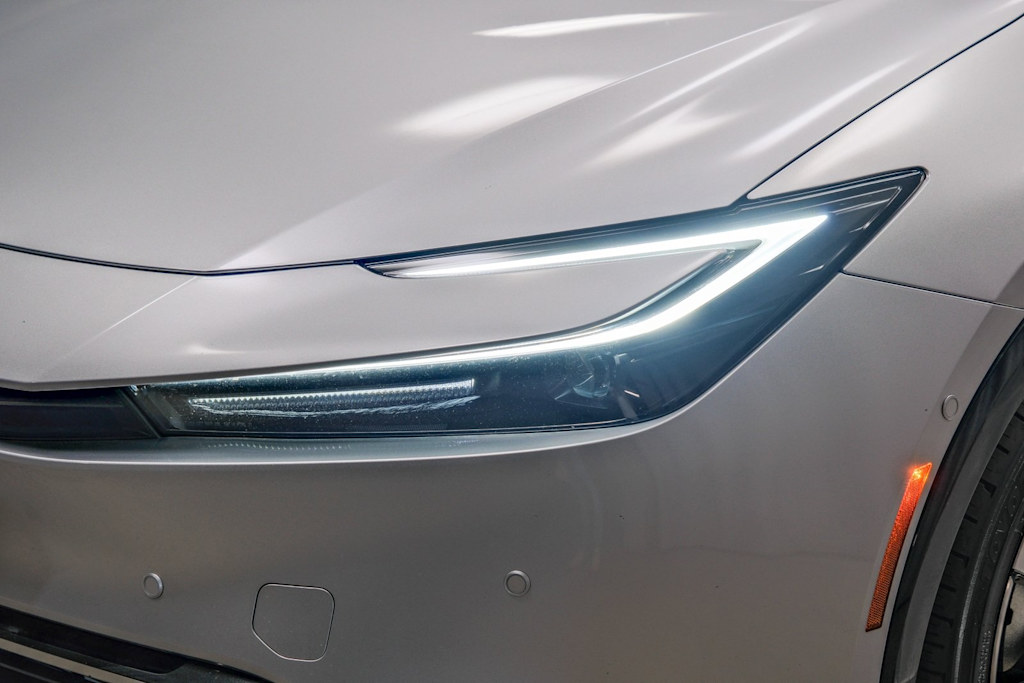Thumbnail: 2024 Toyota Prius Prime - 19