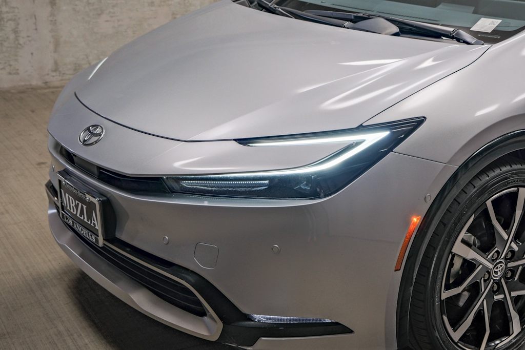 Thumbnail: 2024 Toyota Prius Prime - 20