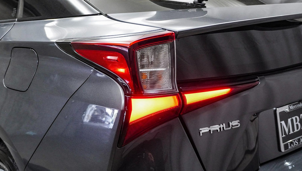 2021 Toyota Prius LE 20