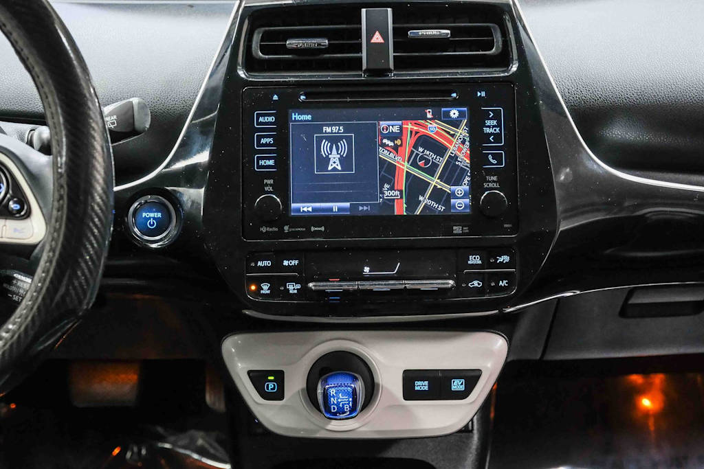 Thumbnail: 2017 Toyota Prius - 14