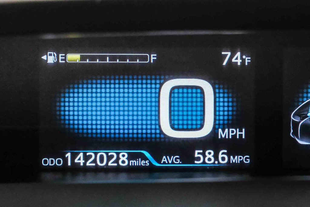 Thumbnail: 2017 Toyota Prius - 28
