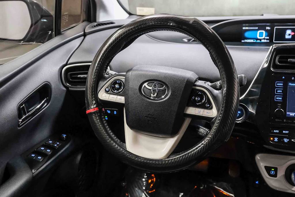 Thumbnail: 2017 Toyota Prius - 10