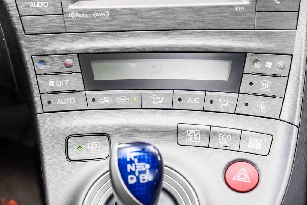 Thumbnail: 2012 Toyota Prius - 13