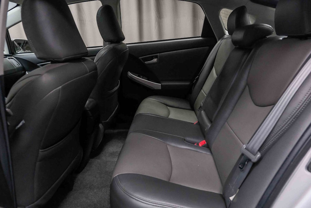 Thumbnail: 2012 Toyota Prius - 11