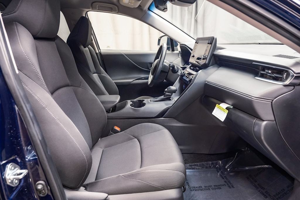 Thumbnail: 2021 Toyota Venza - 8