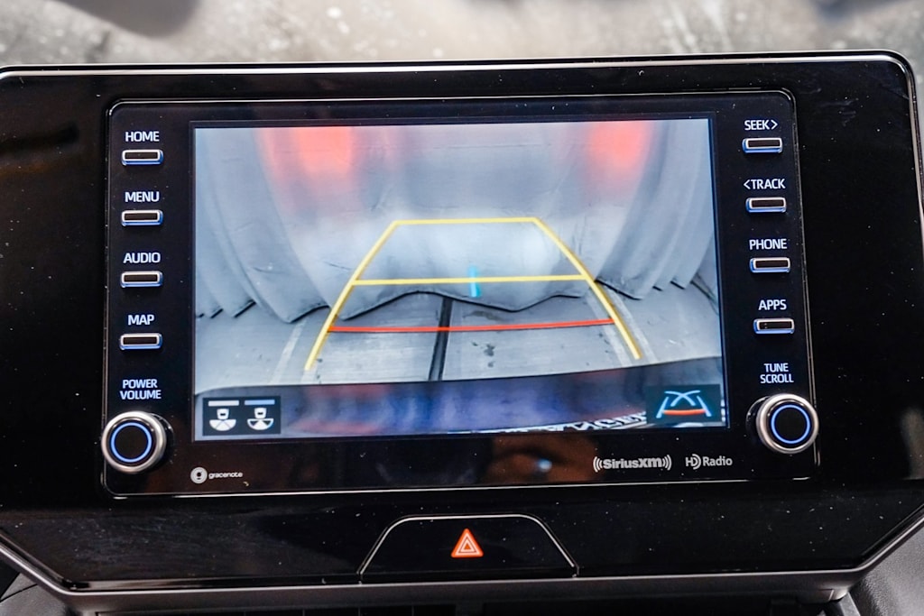 Thumbnail: 2021 Toyota Venza - 24