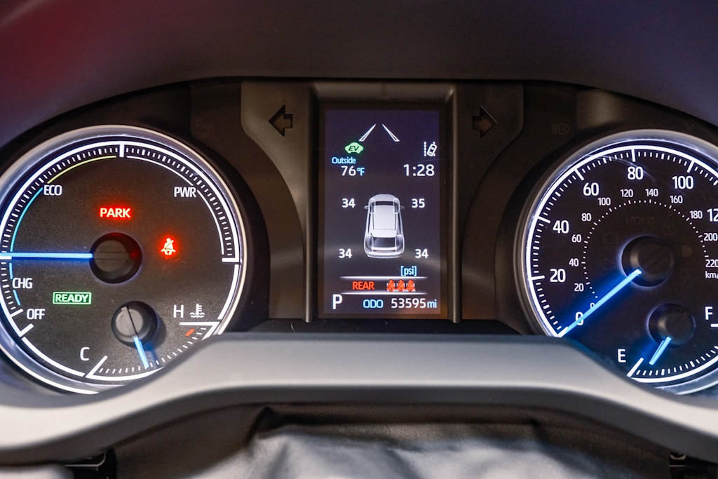 Thumbnail: 2021 Toyota Venza - 13