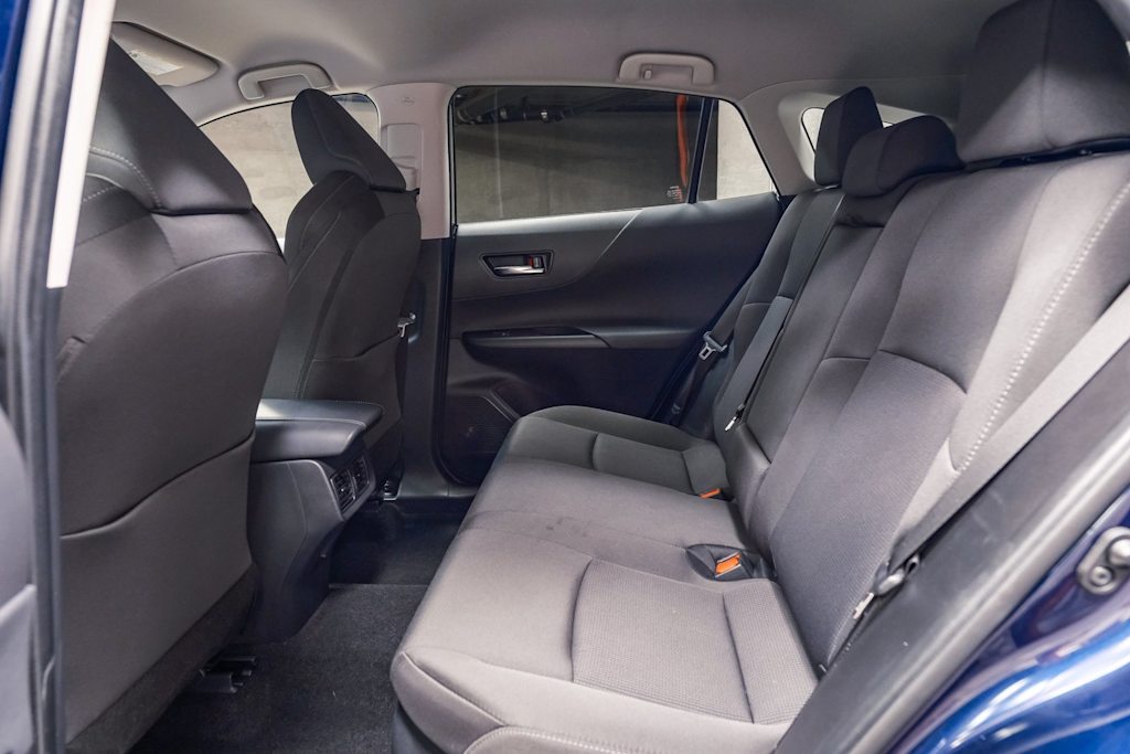 Thumbnail: 2021 Toyota Venza - 10