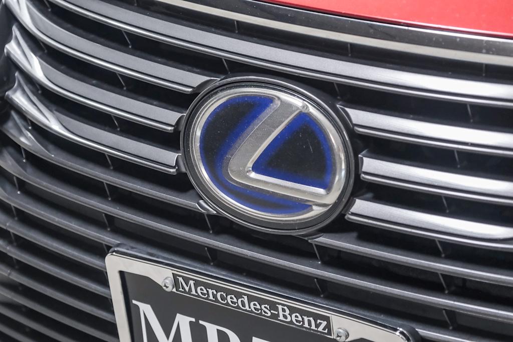 Thumbnail: 2018 Lexus ES - 23
