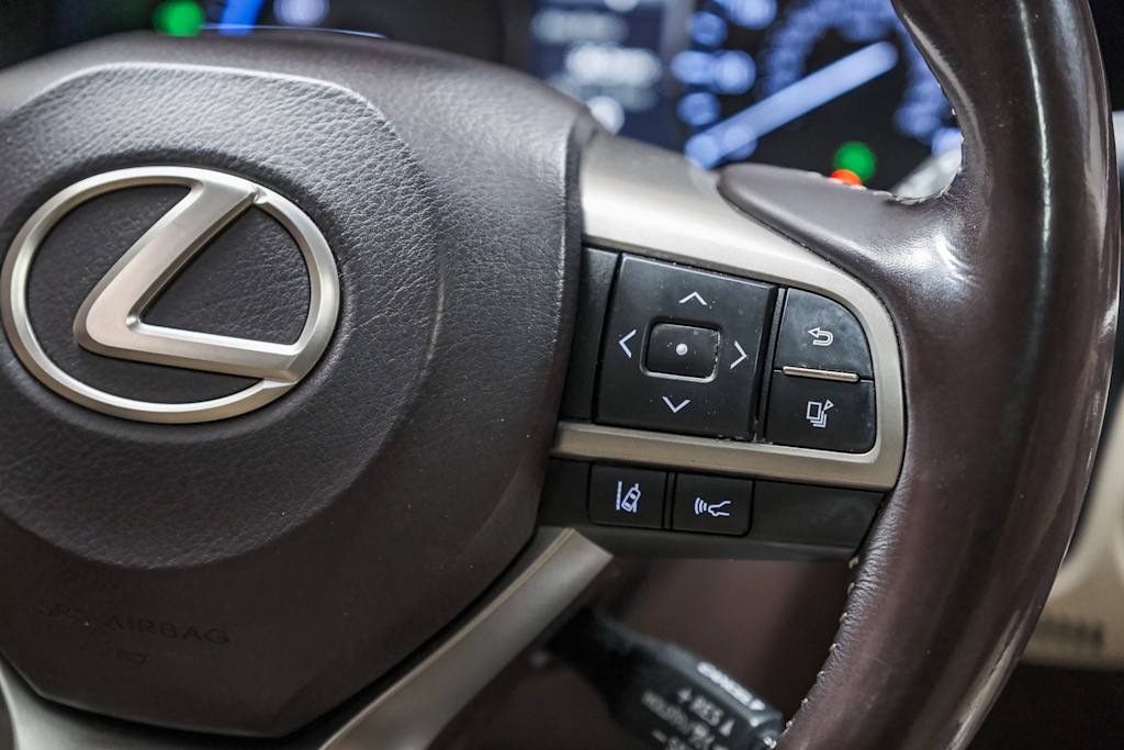 Thumbnail: 2018 Lexus ES - 27