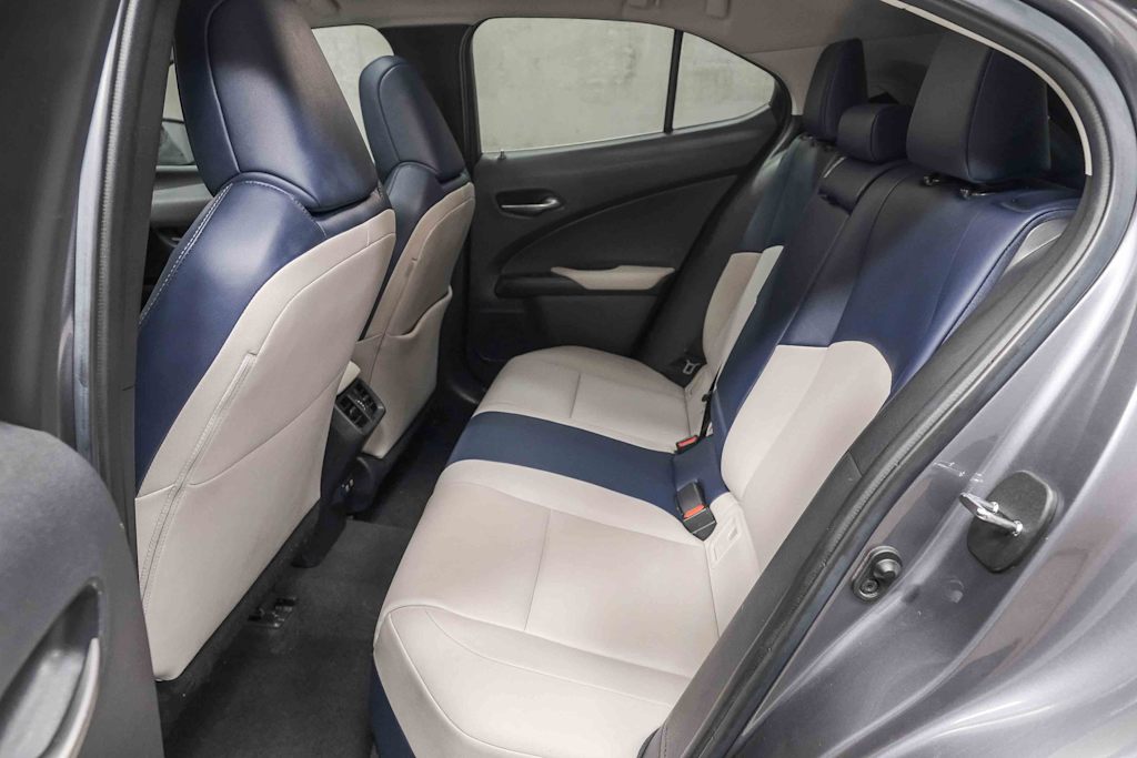 Thumbnail: 2020 Lexus UX - 13