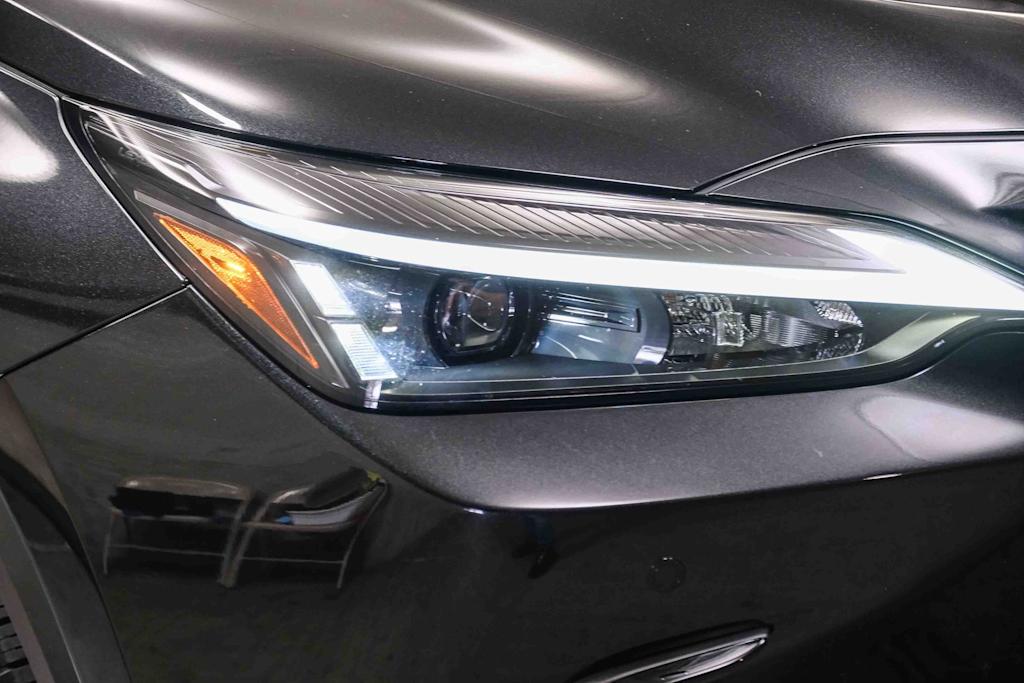 Thumbnail: 2025 Lexus ES - 24