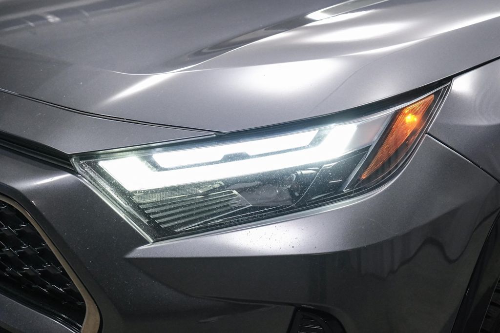 Thumbnail: 2023 Toyota RAV4 - 17