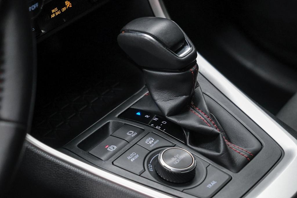 Thumbnail: 2023 Toyota RAV4 - 12