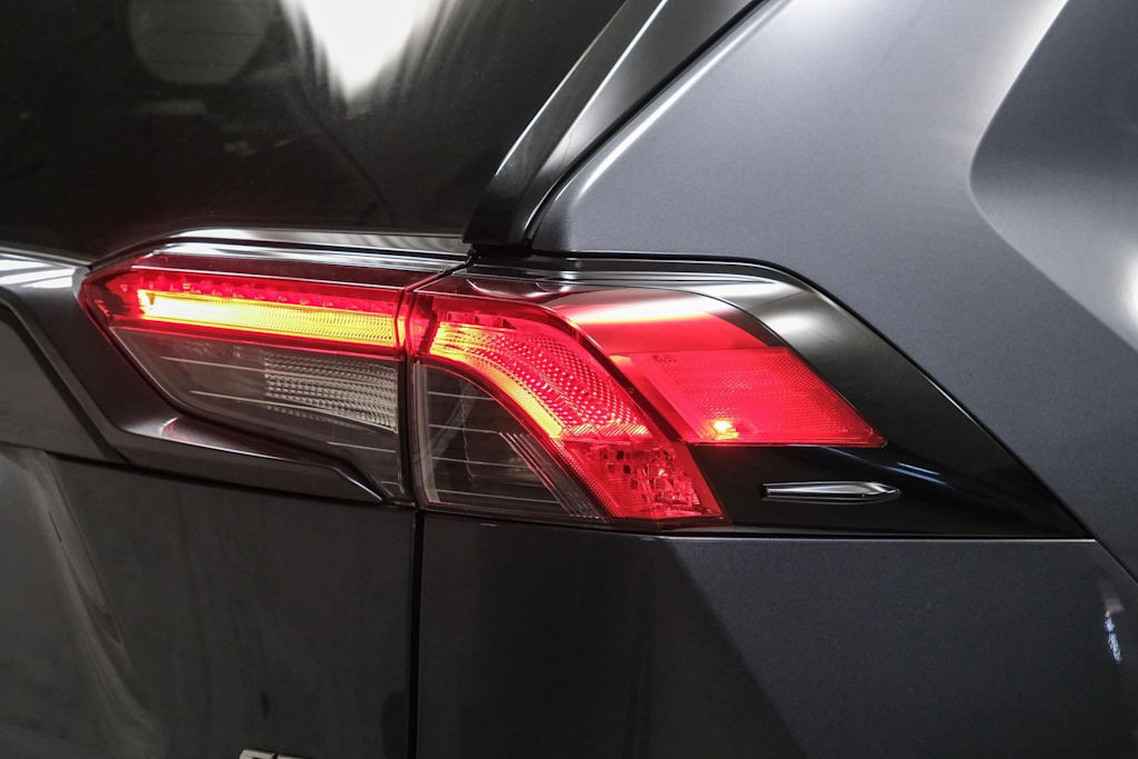 Thumbnail: 2023 Toyota RAV4 - 16