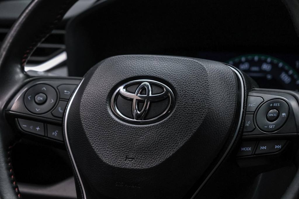 Thumbnail: 2023 Toyota RAV4 - 22