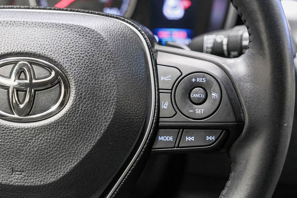Thumbnail: 2021 Toyota Corolla - 24