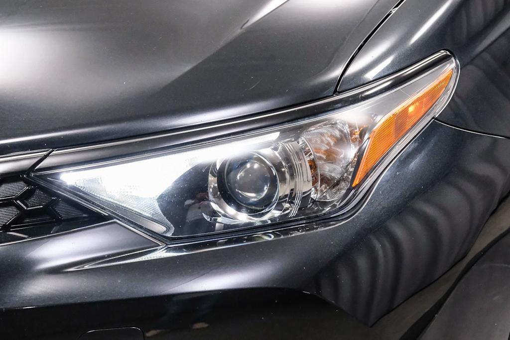 Thumbnail: 2016 Scion iM - 23