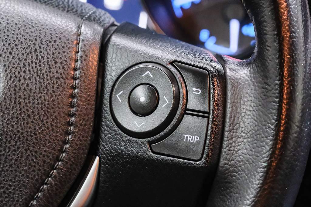 Thumbnail: 2016 Scion iM - 27