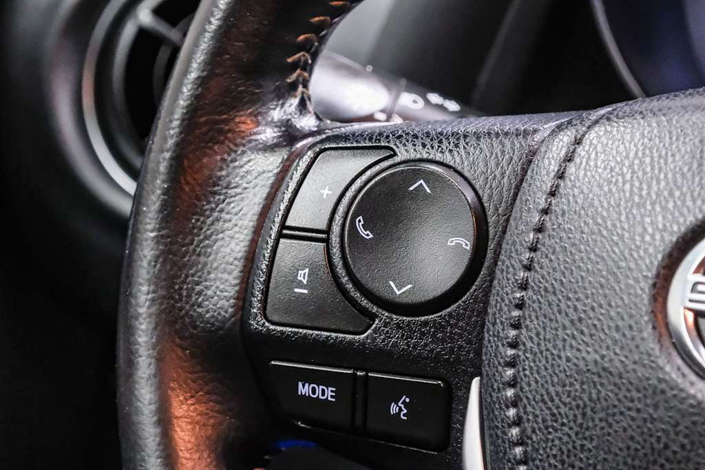 Thumbnail: 2016 Scion iM - 28