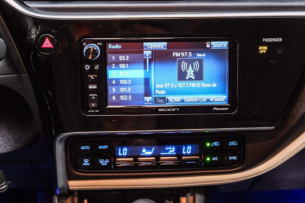 Thumbnail: 2016 Scion iM - 14