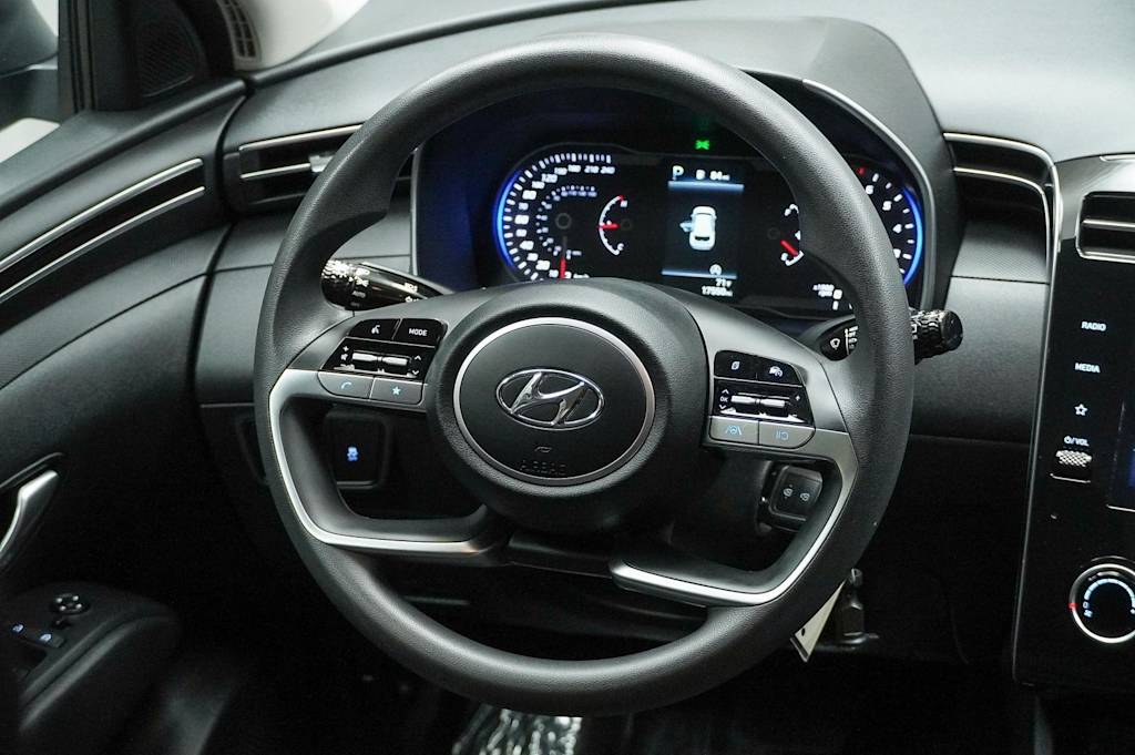 Thumbnail: 2022 Hyundai Tucson - 8