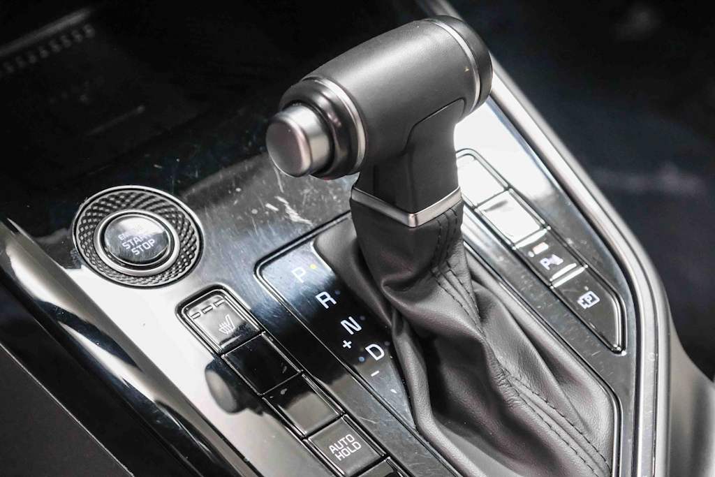 Thumbnail: 2023 Kia Niro - 15