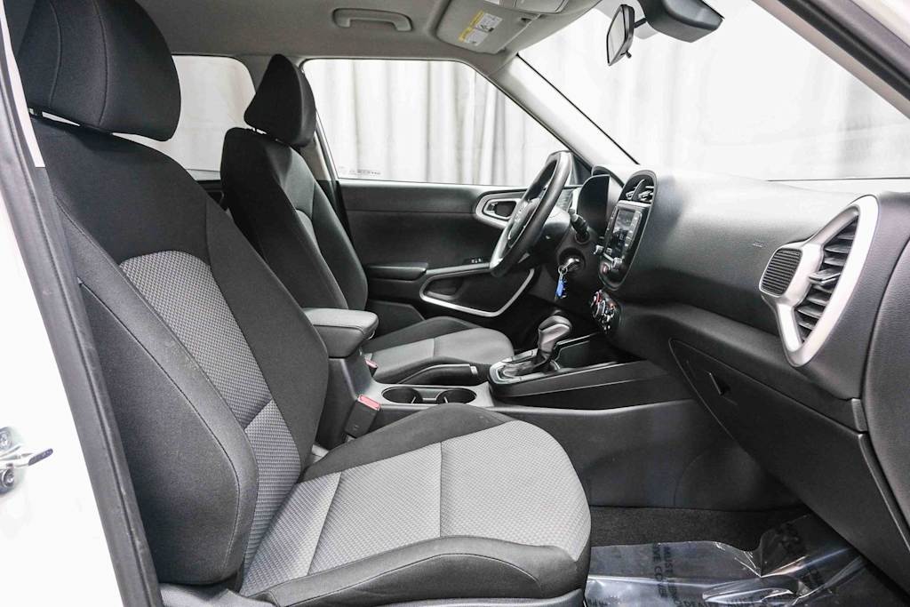 Thumbnail: 2023 Kia Soul - 7