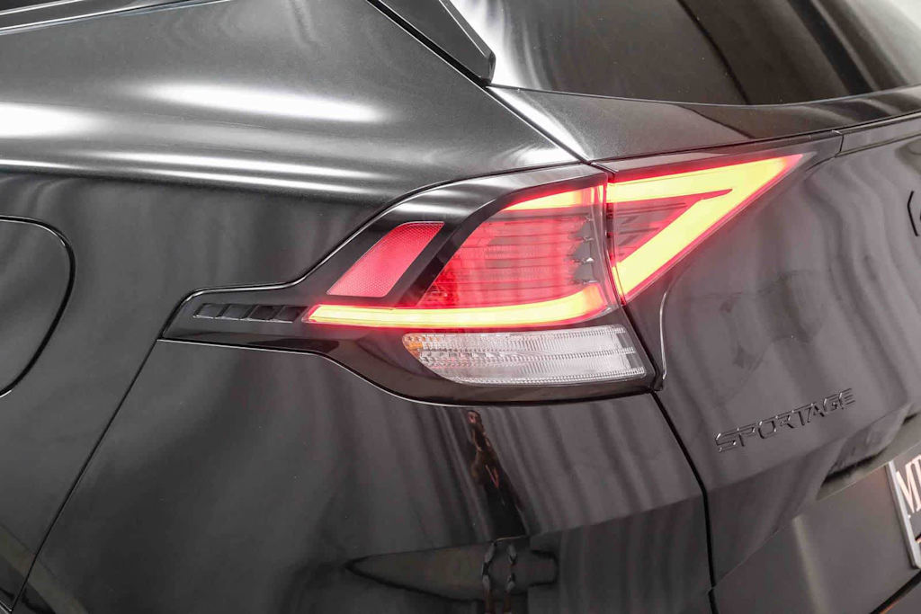 Thumbnail: 2025 Kia Sportage - 18