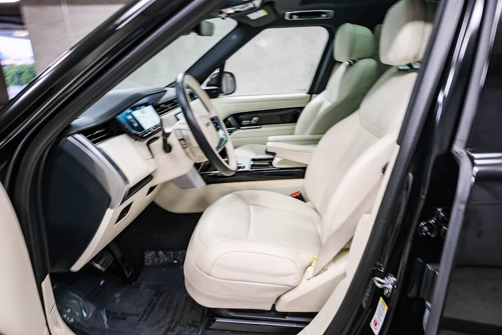 Thumbnail: 2024 Land Rover Range Rover - 10