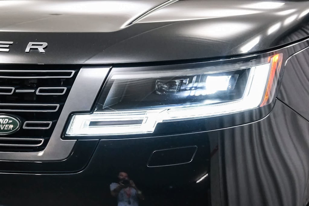 Thumbnail: 2024 Land Rover Range Rover - 19