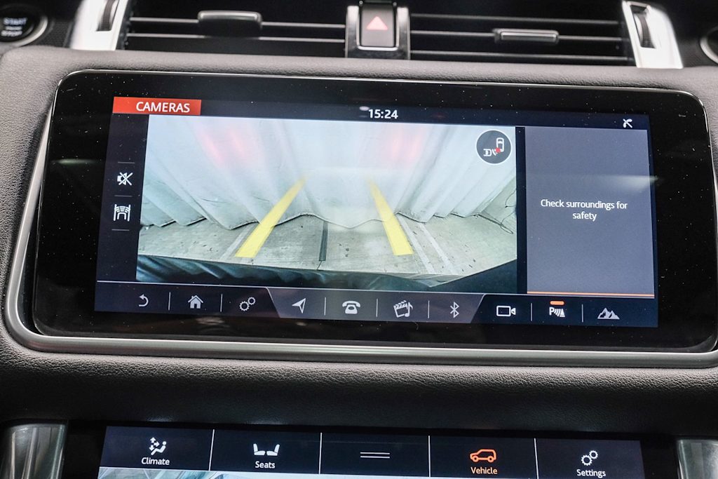 Thumbnail: 2018 Land Rover Range Rover Sport - 34