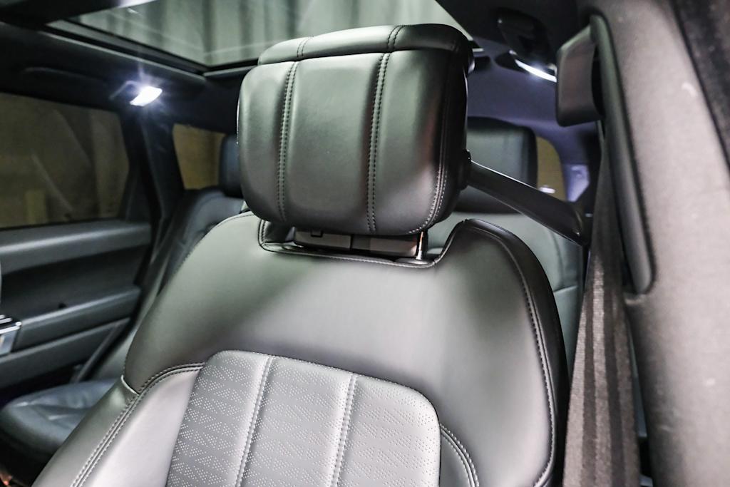 Thumbnail: 2019 Land Rover Range Rover Sport - 25