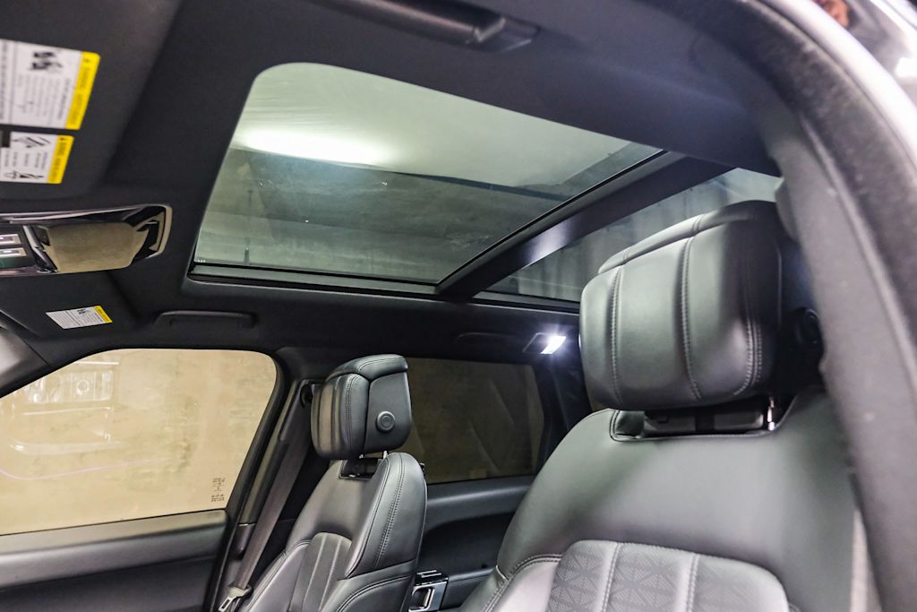 Thumbnail: 2019 Land Rover Range Rover Sport - 26