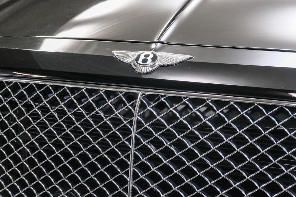 Thumbnail: 2018 Bentley Bentayga - 7